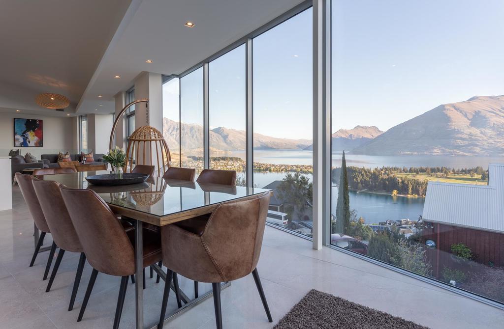 Views On Edinburgh, A Relax It'S Done Luxury Holiday Home Queenstown Exterior photo